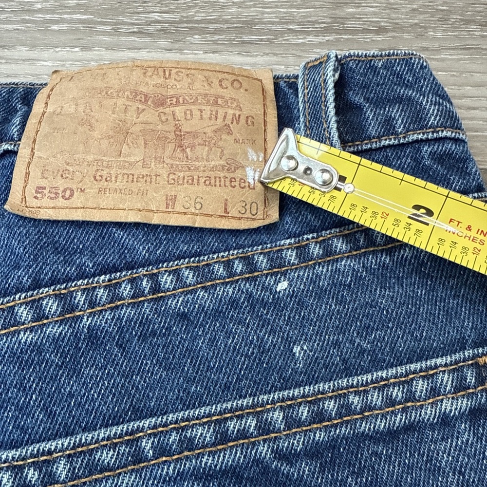 Vintage Levis 550 Jeans Mens W36 x L30 Blue 90s Relaxed Fit Tapered Leg Denim - Picture 15 of 16